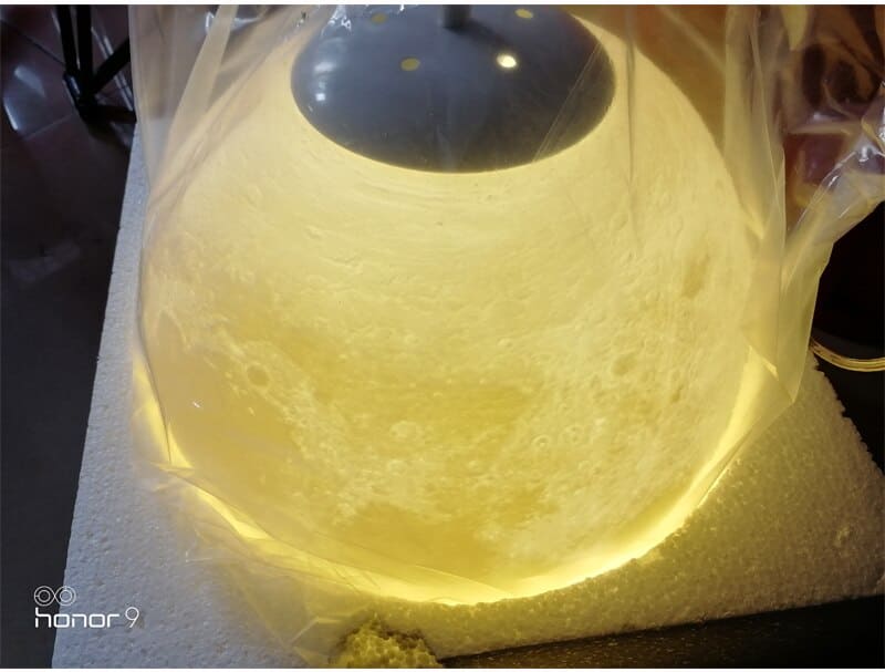 The Royal Moon Hanging Lamps