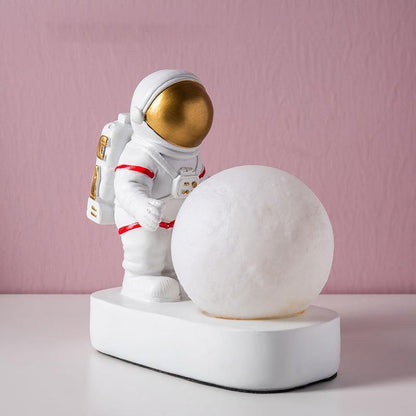 The Astronaut Moon Lamp - Royal Moon Lamp